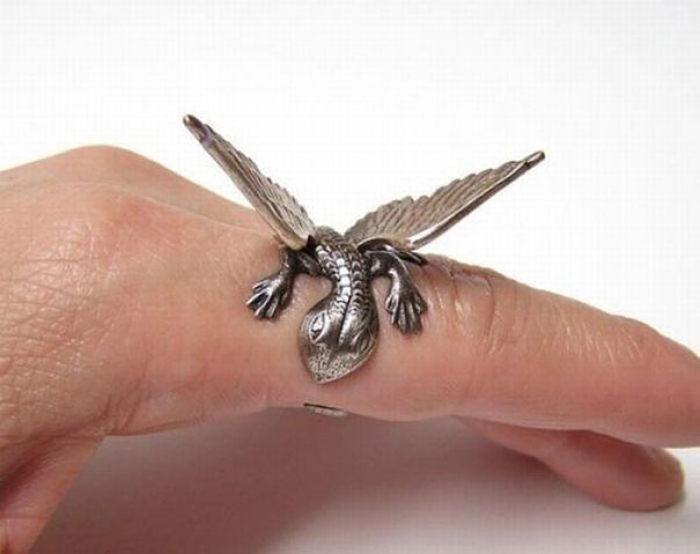 unusual-jewelry-creative-ring-designs-18