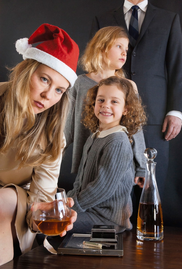 domestic-bliss-family-portraits-susan-colpich-9