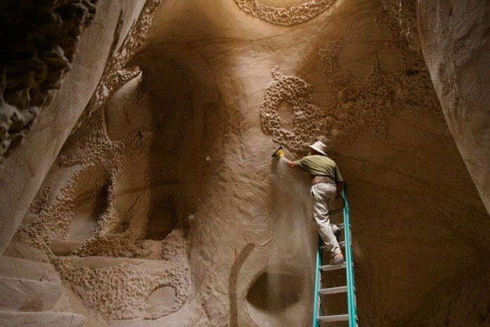 cave-carving-ra-paulette-10