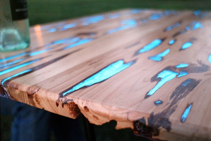 glow-in-the-dark-resin-table-mike-warren-2