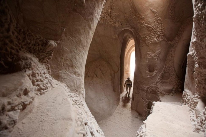 cave-carving-ra-paulette-18
