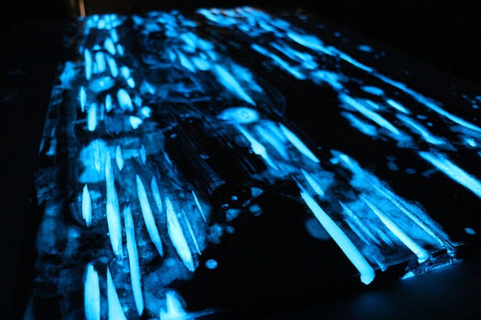glow-in-the-dark-resin-table-mike-warren-8