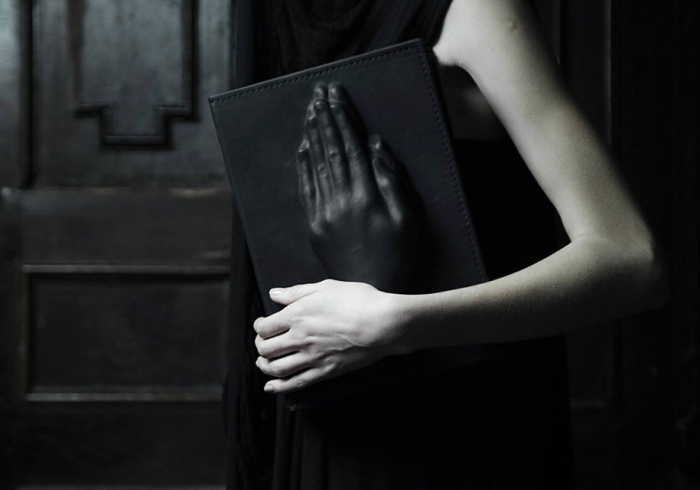 konstantin-kofta-human-anatomy-wearable-accessories-9