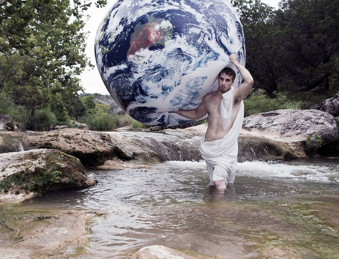 funny-photography-creative-facebook-profile-photos-26