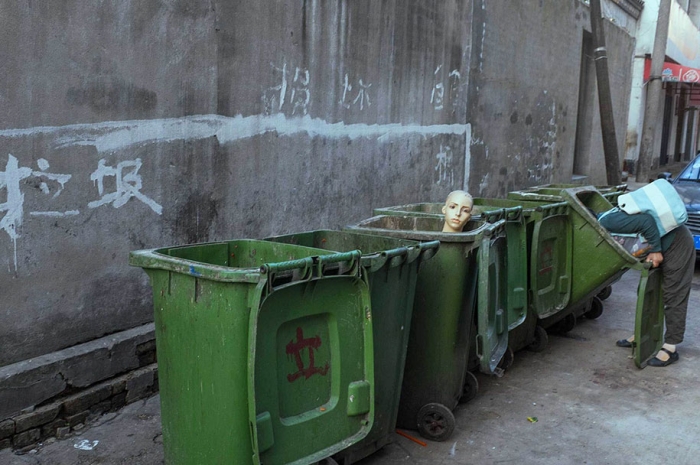 china-perfectly-timed-street-photography-tao-liu-8