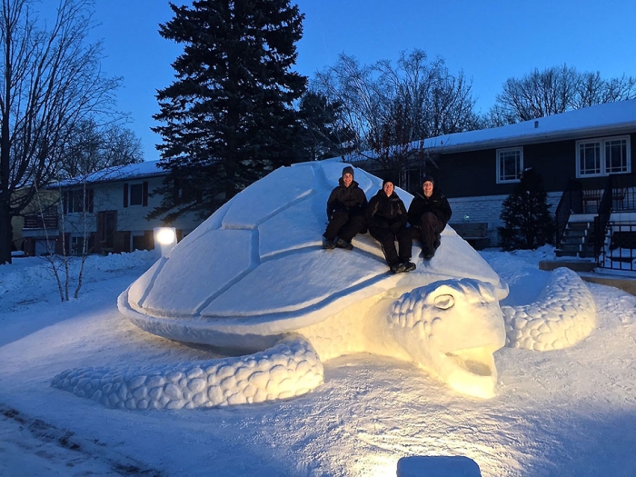 giant-animal-snow-sculptures-bartz-brothers-9