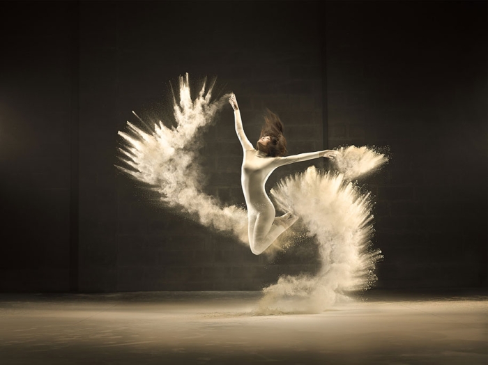 dance-performance-powdered-milk-campaign-jeffrey-vanhoutte-5