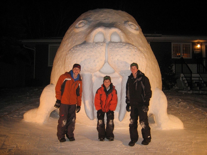 giant-animal-snow-sculptures-bartz-brothers-2