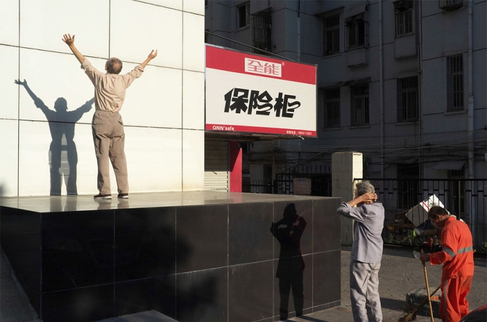 china-perfectly-timed-street-photography-tao-liu-18