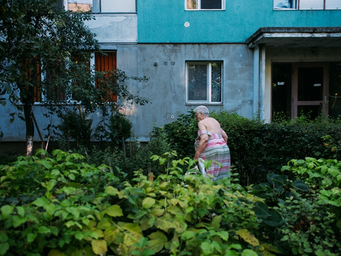 romania-villages-quirky-photography-hajdu-tamas-16