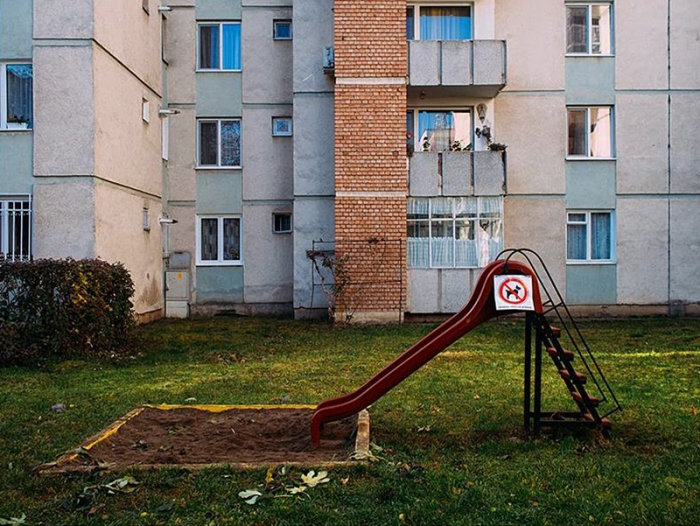 romania-villages-quirky-photography-hajdu-tamas-25