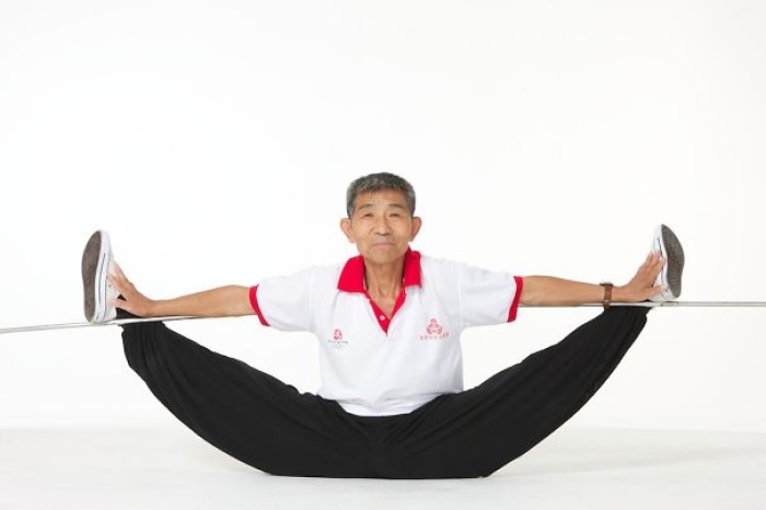 age-of-happiness-active-seniors-vladimir-yakovlev-12