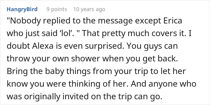 Online forum comment encouraging the friend group to continue their planned trip