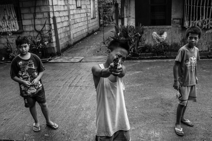 hong-kong-photography-magnum-xyza-cruz-bacani-7