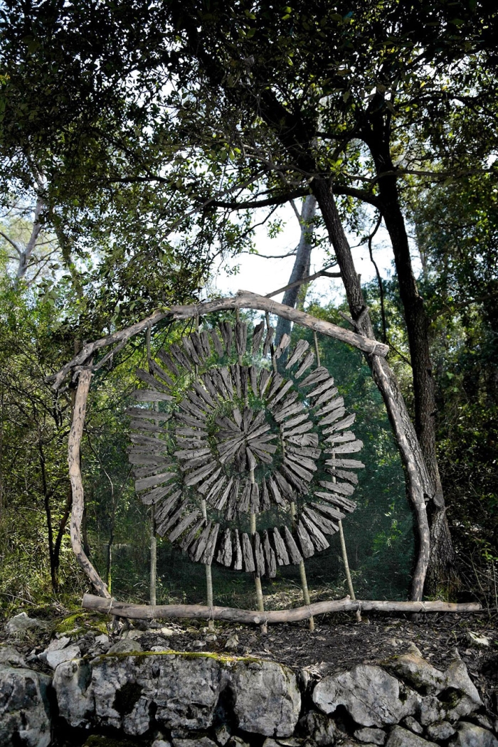 forest-land-art-nature-spencer-byles-20