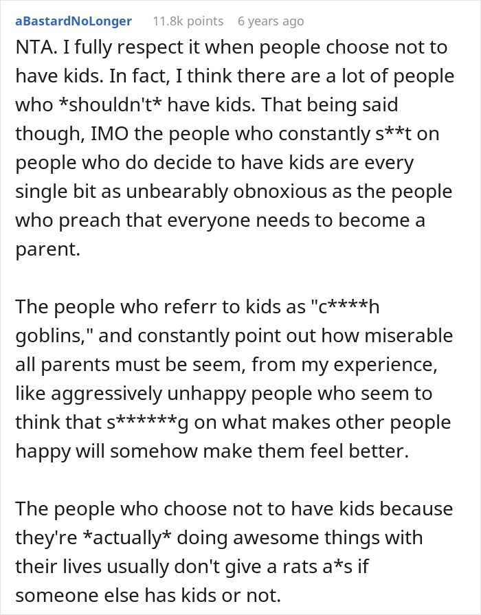 Childfree Woman Keeps Bragging About All Her Free Time, Guy Notices That Something Is Off Childfree Woman Keeps Bragging About All Her Free Time, Guy Notices That Something Is Off