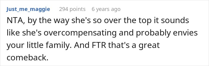 Childfree Woman Keeps Bragging About All Her Free Time, Guy Notices That Something Is Off Childfree Woman Keeps Bragging About All Her Free Time, Guy Notices That Something Is Off