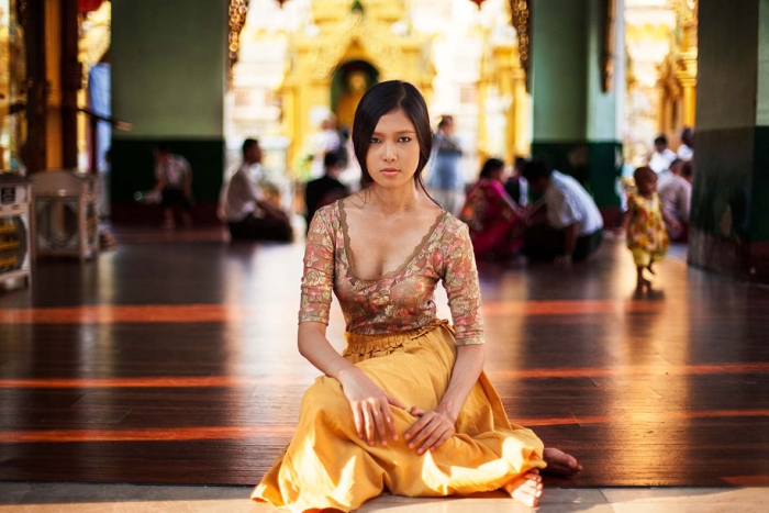 women-around-world-atlas-beauty-mihaela-noroc-14
