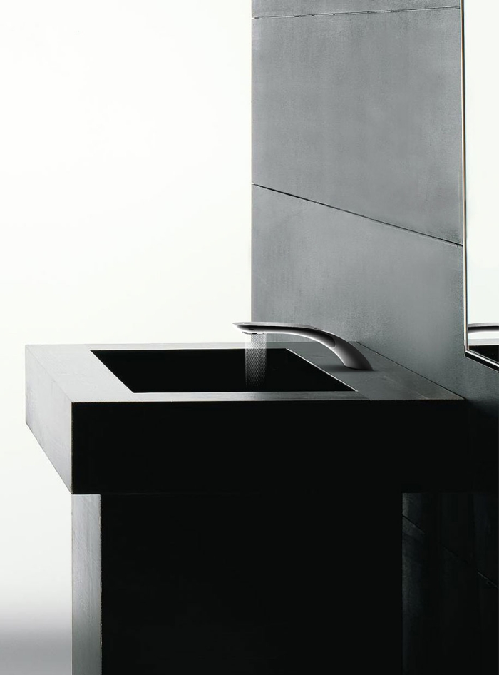 water-conserving-swirl-faucet-design-simin-qiu-7