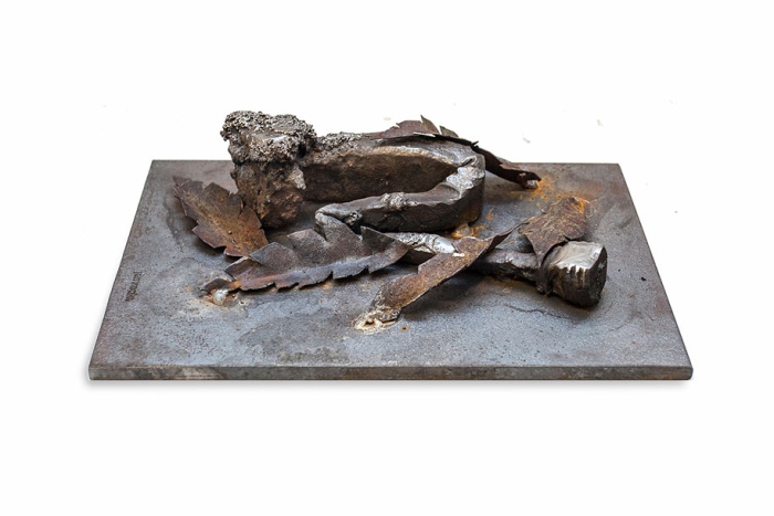 human-like-sculpture-single-bolt-poetry-tobbe-malm-13