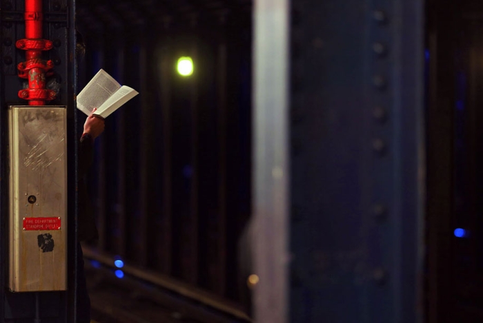 new-york-people-reading-series-lawrence-schwartzwald-4