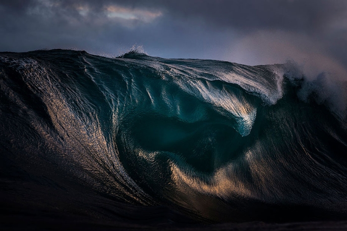sea-photography-mountain-waves-ray-collins-06