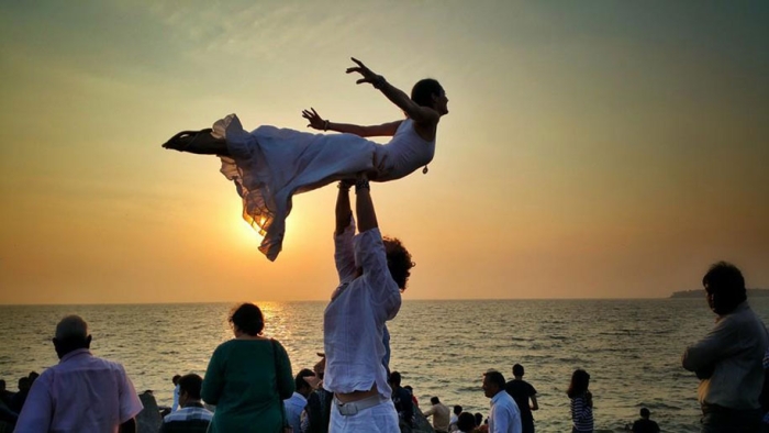 couple-wedding-around-the-world-travel-cheetah-rhian-9