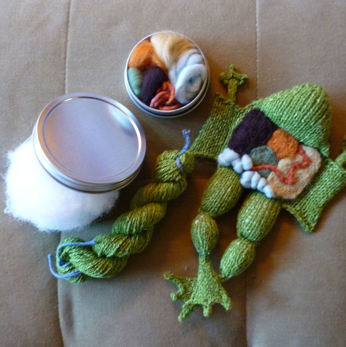 knit-animal-dissection-aknitomy-emily-stoneking-13