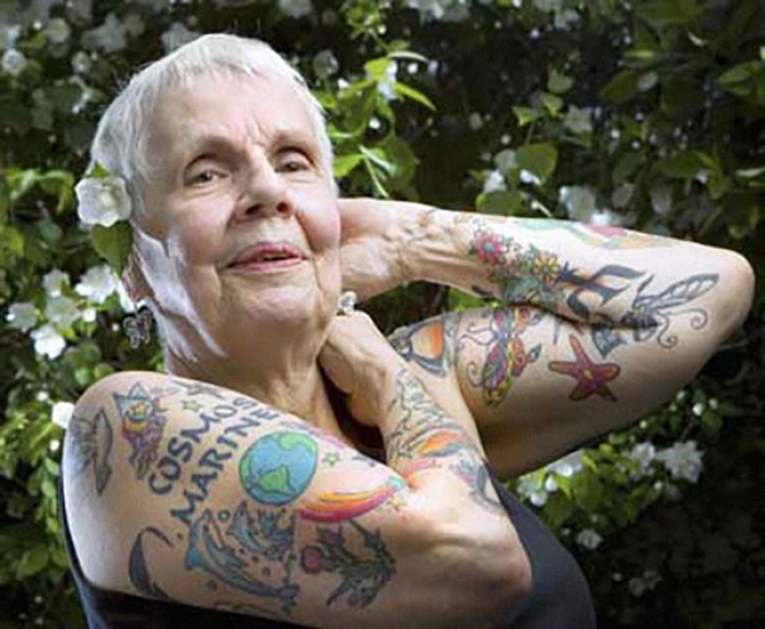 tattooed-seniors-elderly-23