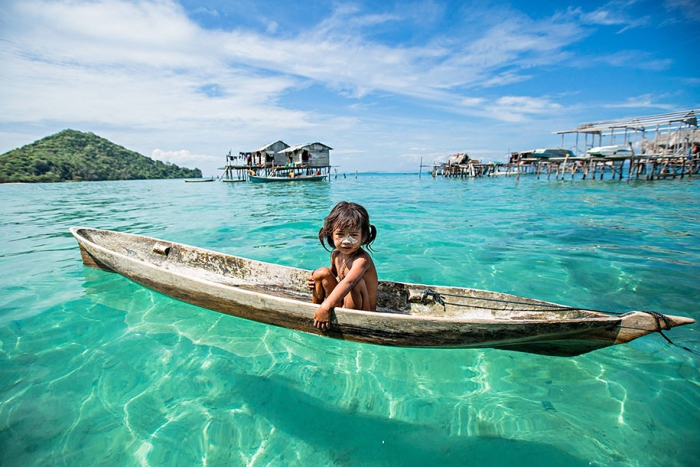 bajau-borneo-sea-gypsies-rehahn-croquevielle-6