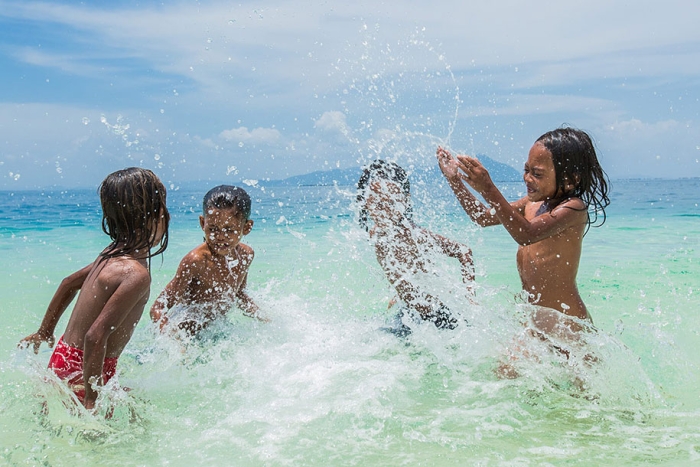 bajau-borneo-sea-gypsies-rehahn-croquevielle-8