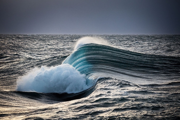 ocean-photography-waves-water-light-warren-keelan-12