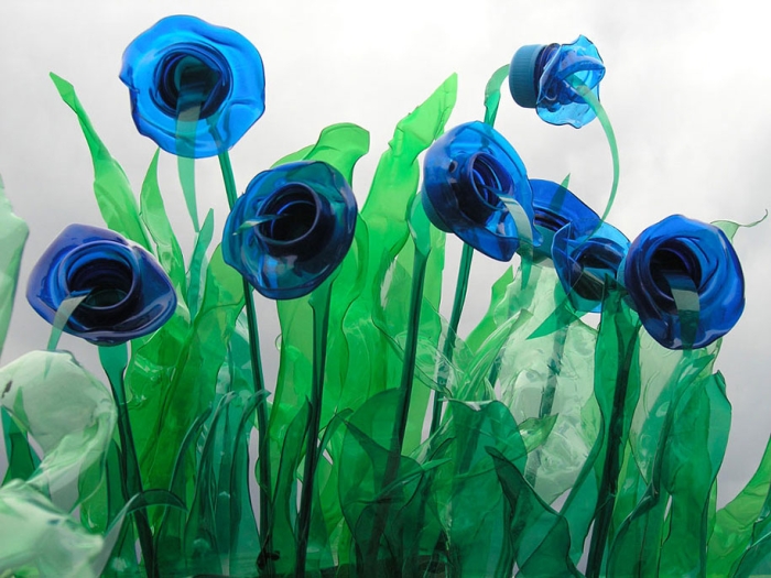 plastic-bottle-sculpture-pet-art-veronika-richterova-16