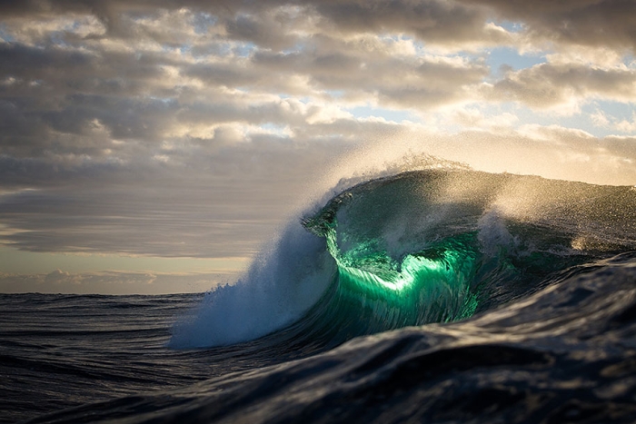 ocean-photography-waves-water-light-warren-keelan-07