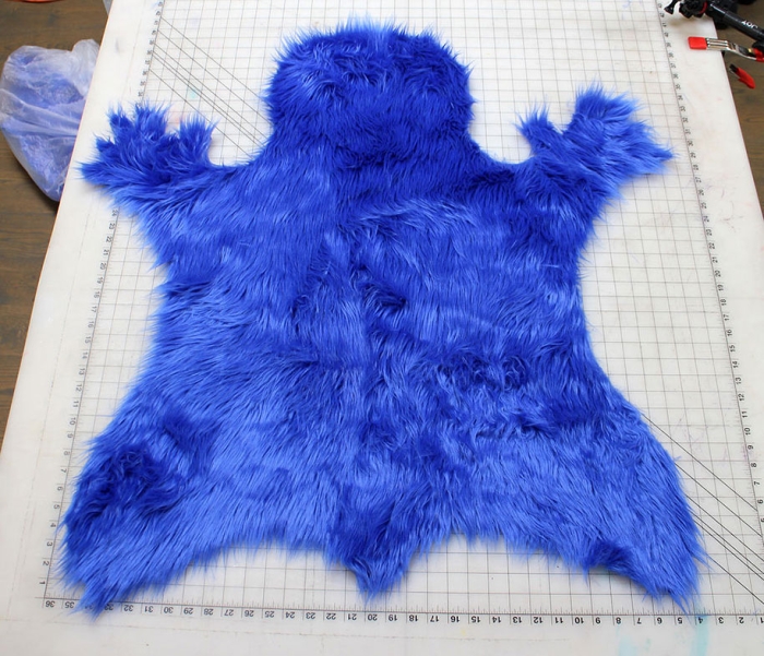 sesame-street-DIY-cookie-monster-rug-pillows-mikeasaurus-01