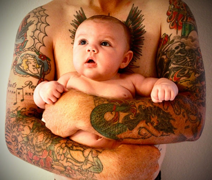 family-tattooed-parents-children-02