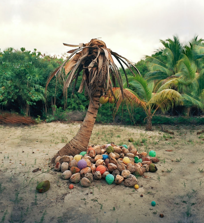 trash-installations-washed-up-alejandro-duran-24