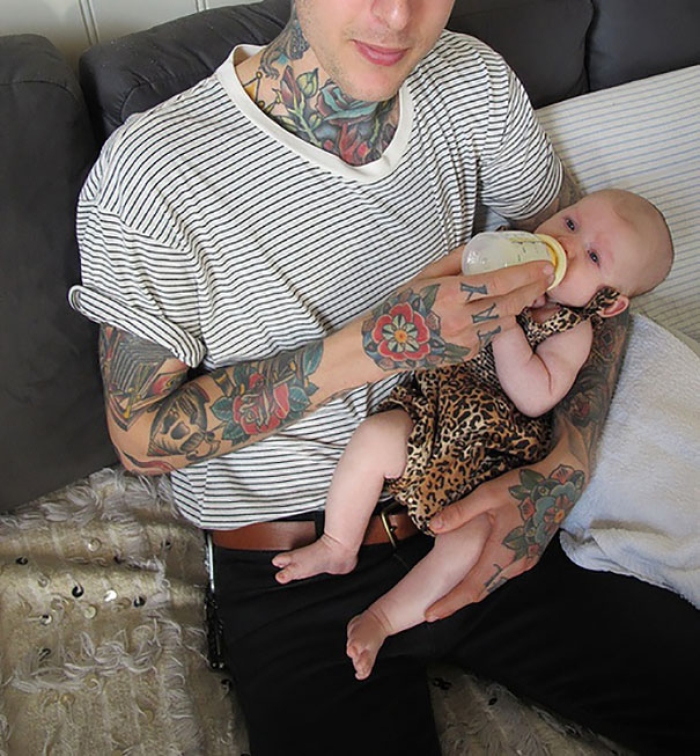 family-tattooed-parents-children-17
