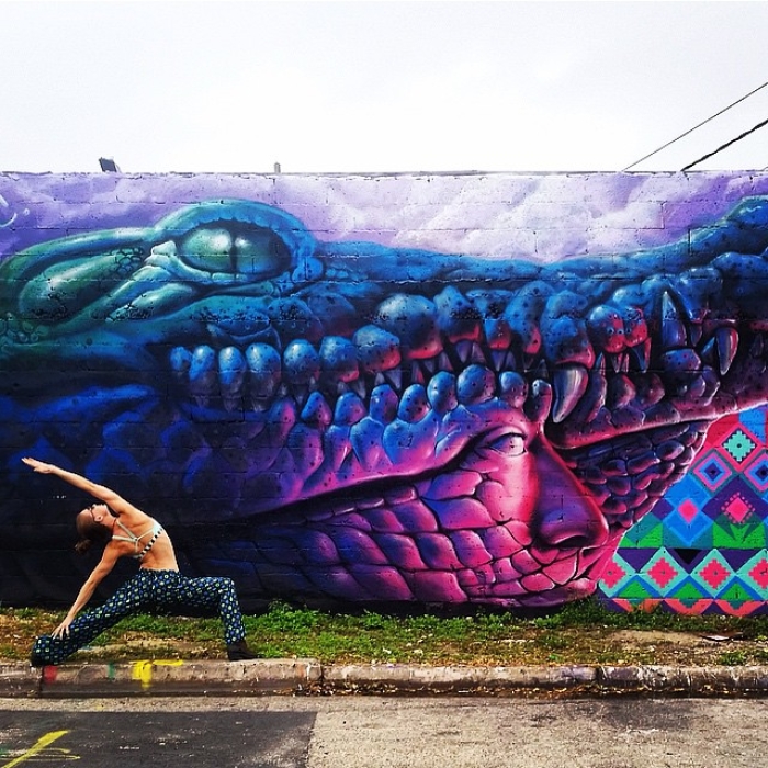 yoga-poses-street-art-graffiti-soren-buchanan-67