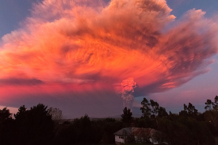 beautiful-scary-volcano-eruption-calbuco-chile-06
