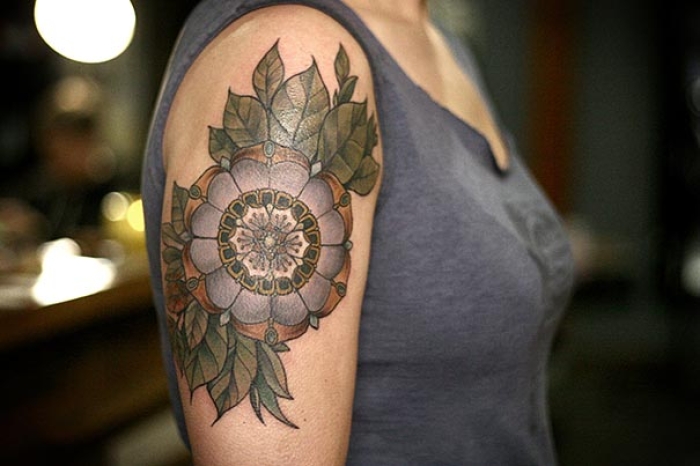 flower-plant-botanical-tattoos-alice-carrier-25