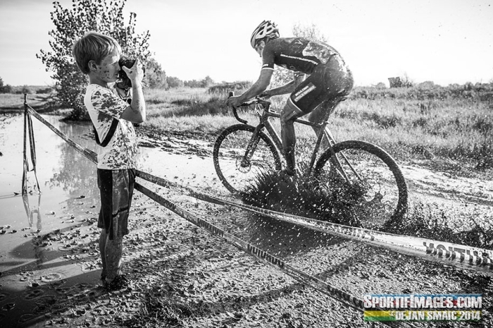 crazy-dedicated-photographers-extreme-photography-06