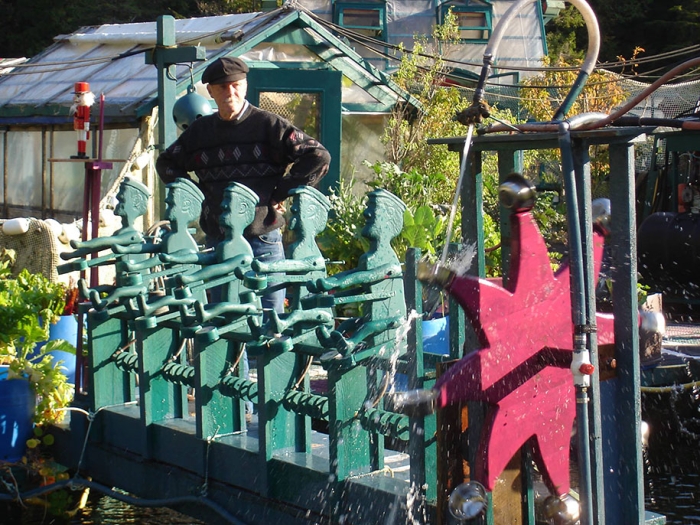 self-sustaining-off-grid-house-freedom-cove-wayne-adams-catherine-king-6
