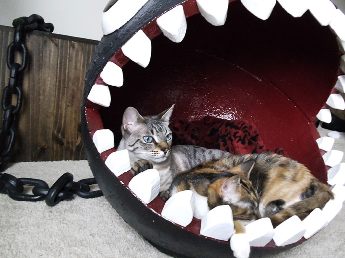 super-mario-bros-furniture-chain-chomp-cat-bed-catastrophicreations-2
