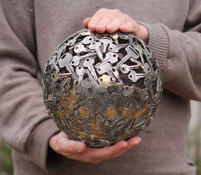 old-discarded-key-coin-sculptures-michael-moerkerk-moerkey-17