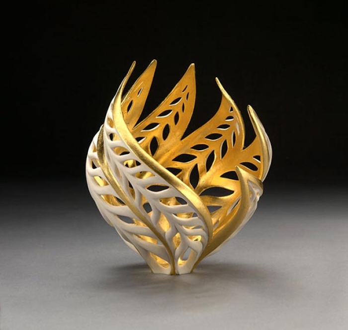thrown-gilded-porcelain-ceramic-sculptures-vases-jennifer-mccurdy-25