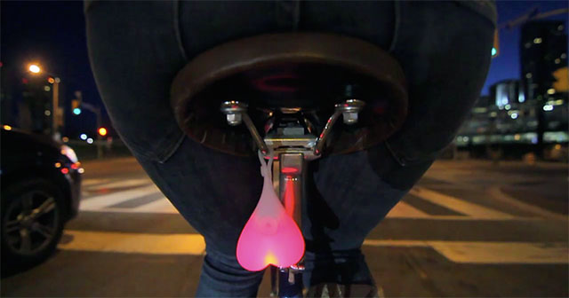 Glowing "Bike Balls" Keep Cyclists Safe At Night