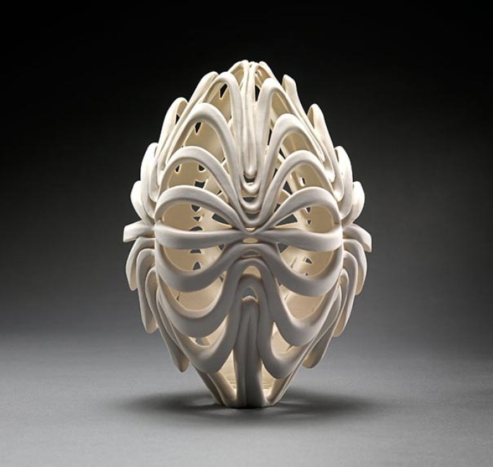 thrown-gilded-porcelain-ceramic-sculptures-vases-jennifer-mccurdy-14