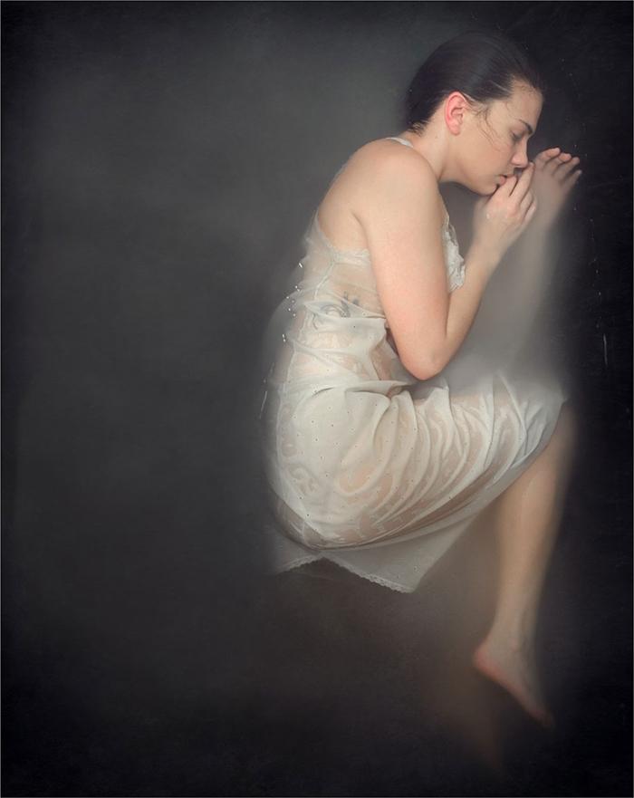 surreal-anxiety-portraits-my-anxious-heart-katie-crawford-6