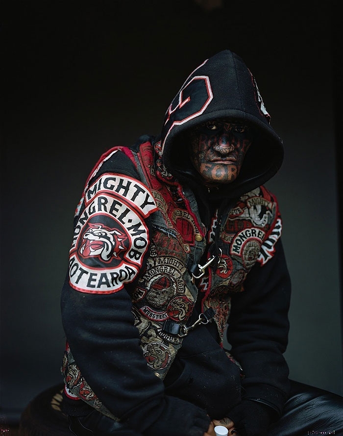 gang-member-portraits-mongrel-mob-jono-rotman-new-zealand-1